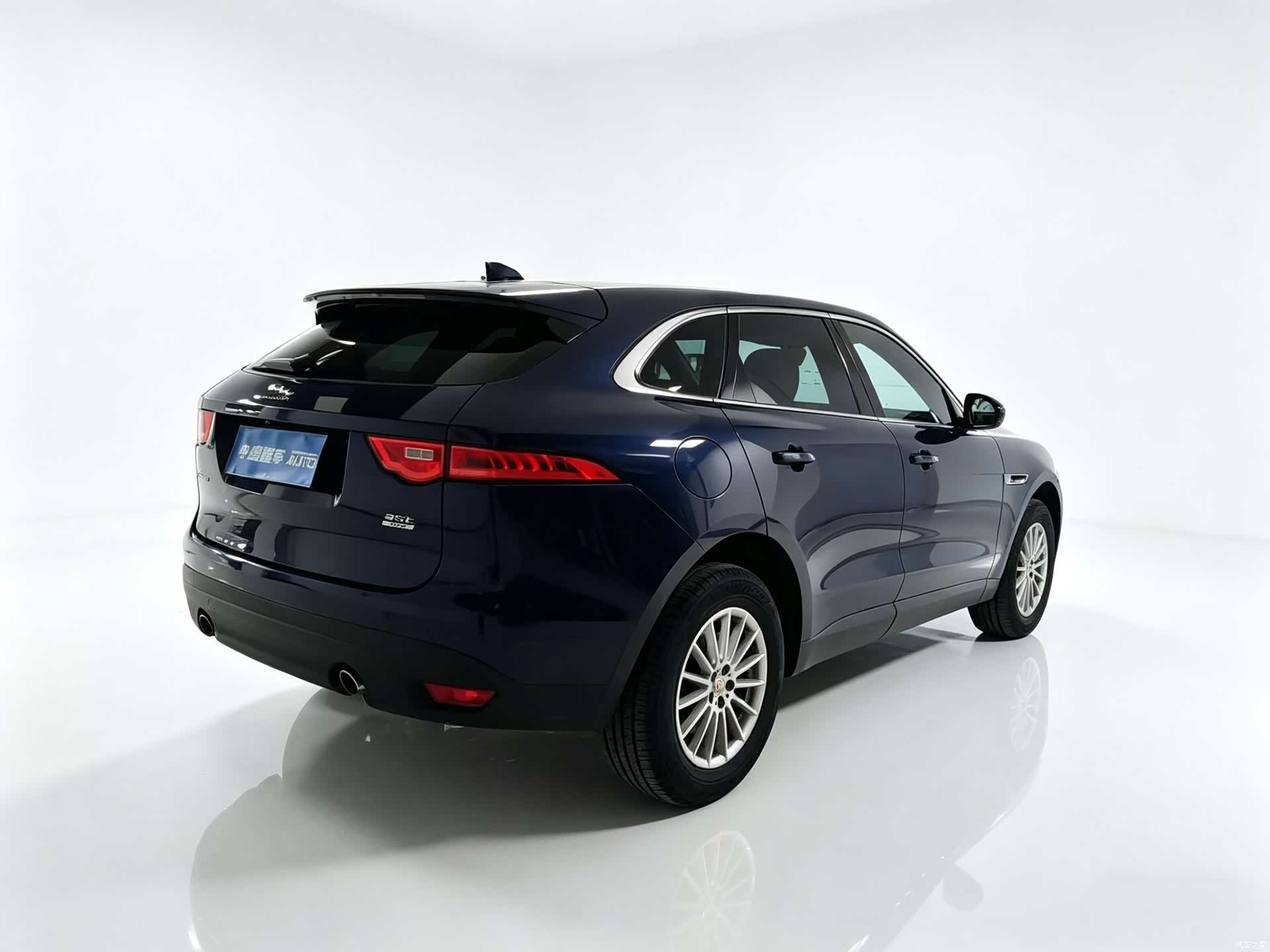 Jaguar F-PACE, 2019 3