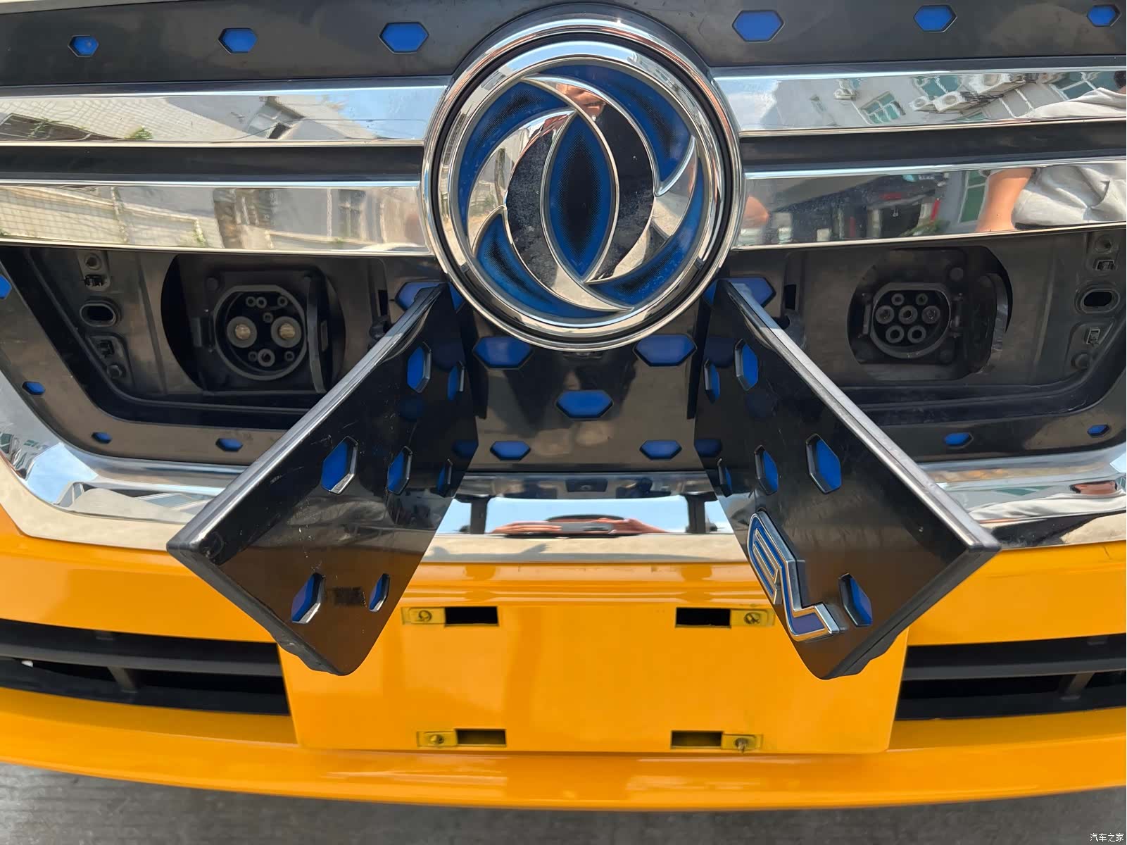 Nissan 6, 2021 6