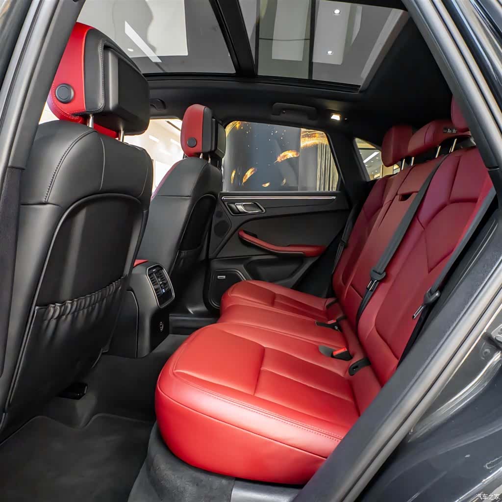 Porsche Macan, 2024 27