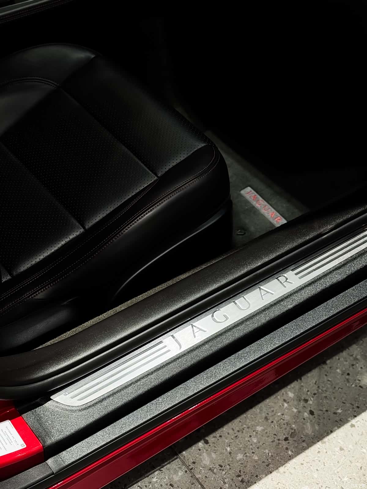 Jaguar XK, 2013 15