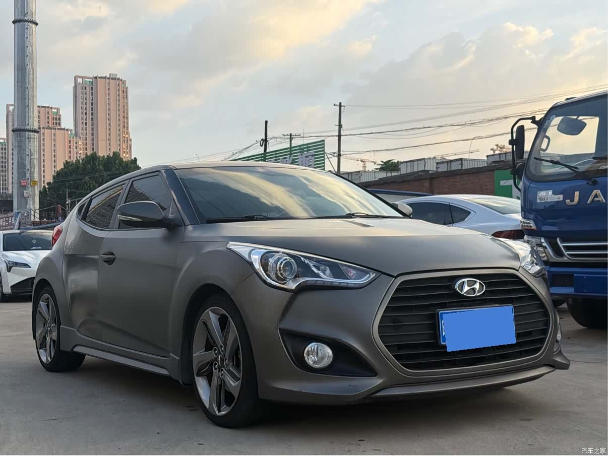 Hyundai Veloster, 2014 3