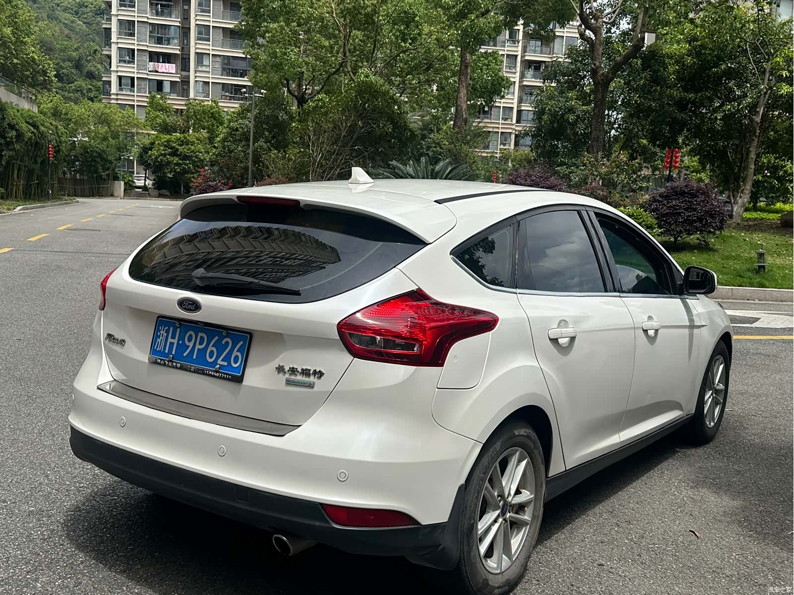 Ford Focus, 2019 все фото