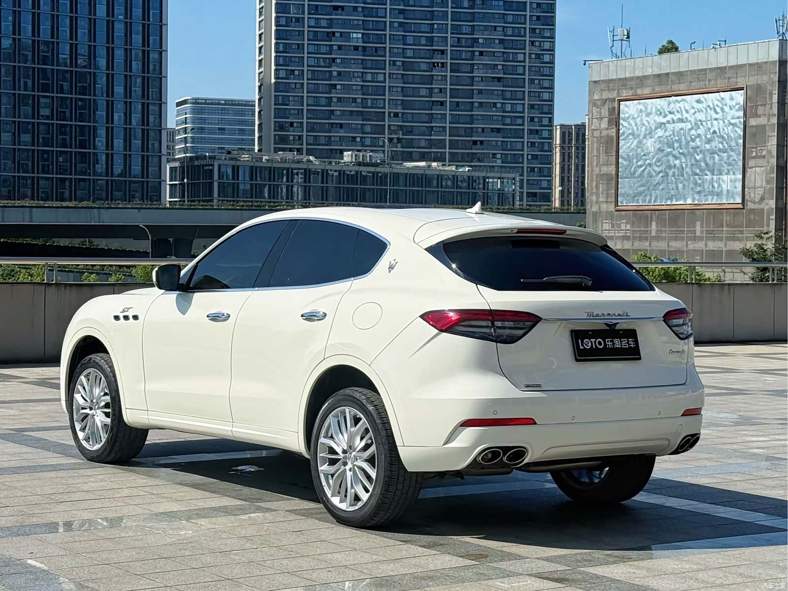 Maserati Levante, 2022 4