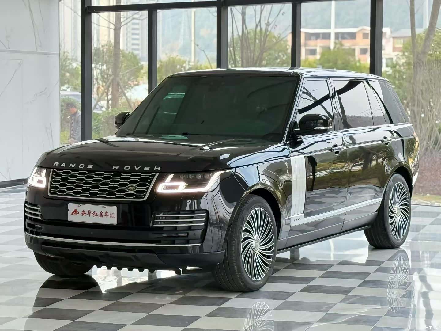 Land Rover Range Rover, 2018 1