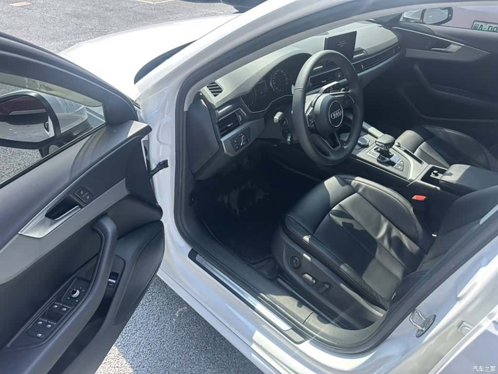 Audi A4L, 2018 8
