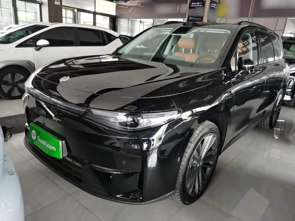 Leapmotor C16