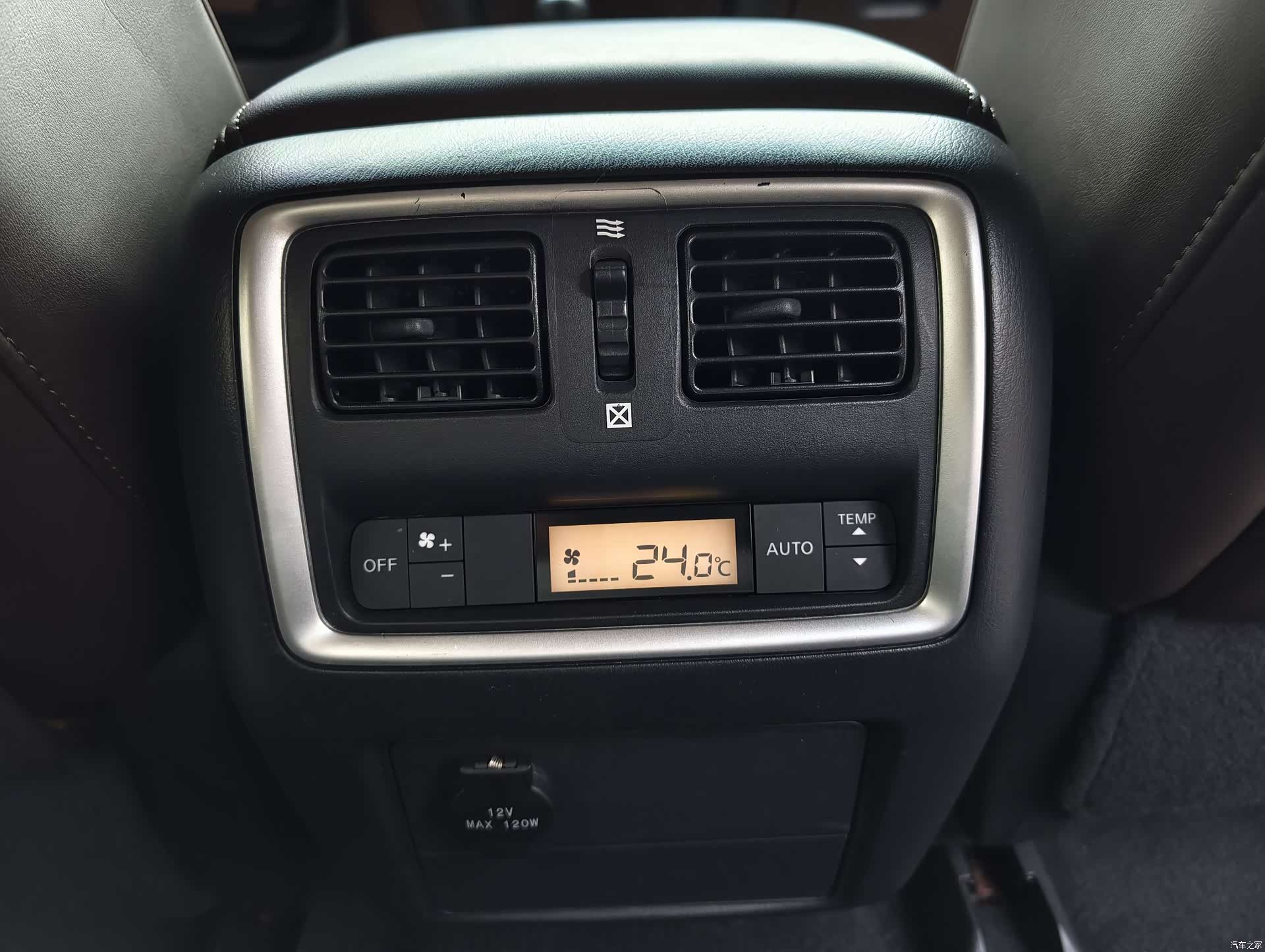 Infiniti QX60, 2014 12