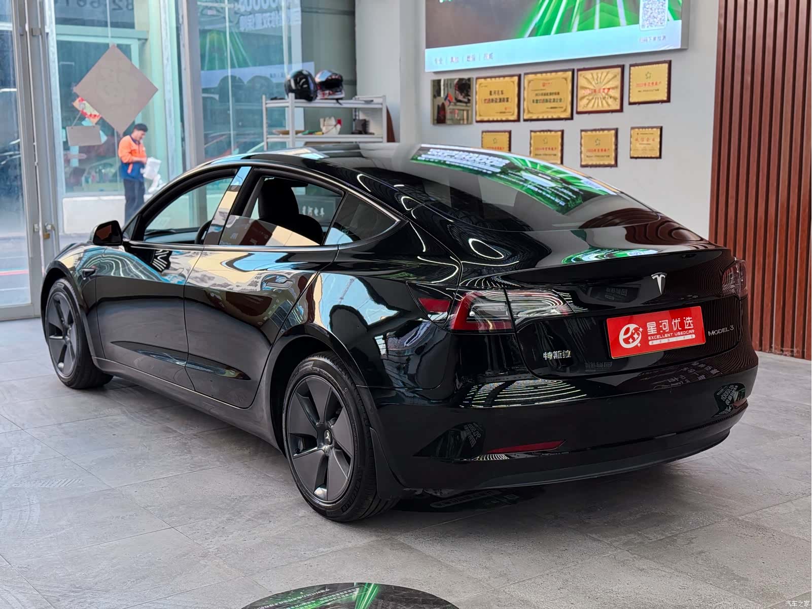 Tesla Model 3, 2023 все фото