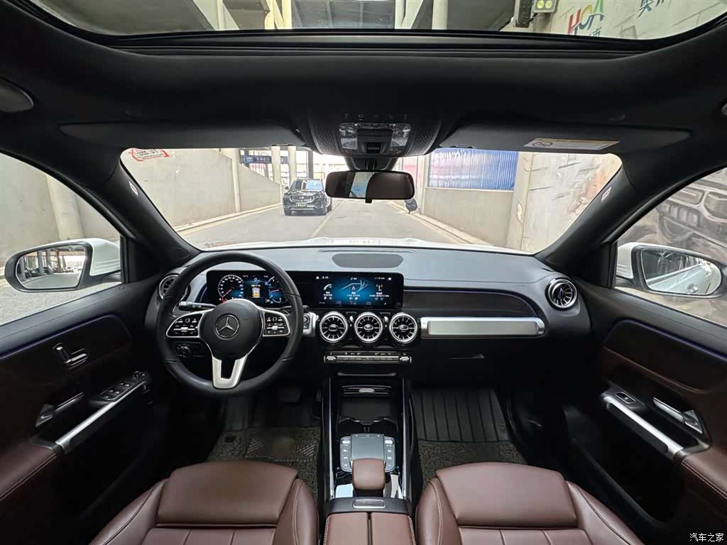 Mercedes-Benz GLB, 2021 11