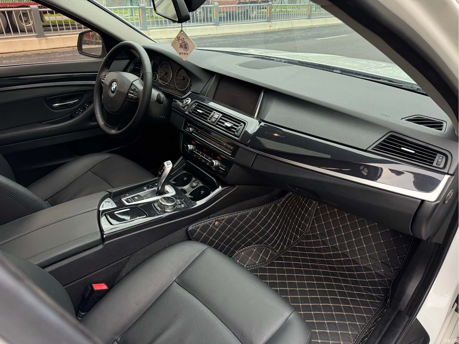 BMW 5 Series, 2016 10