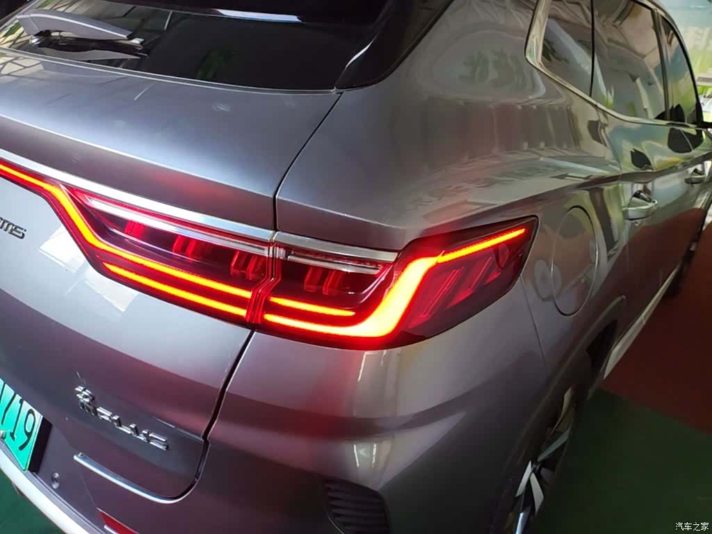 BYD Song, 2022 8