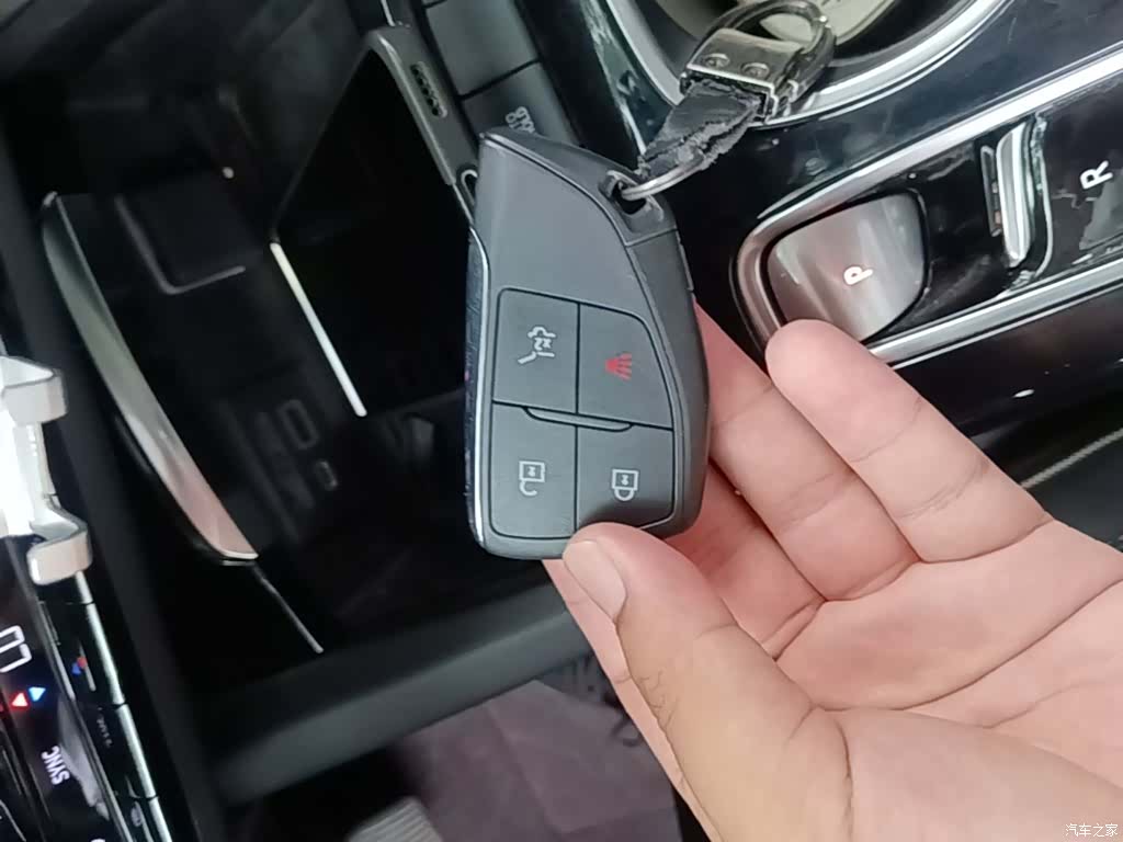 Buick Envision Plus, 2024 9