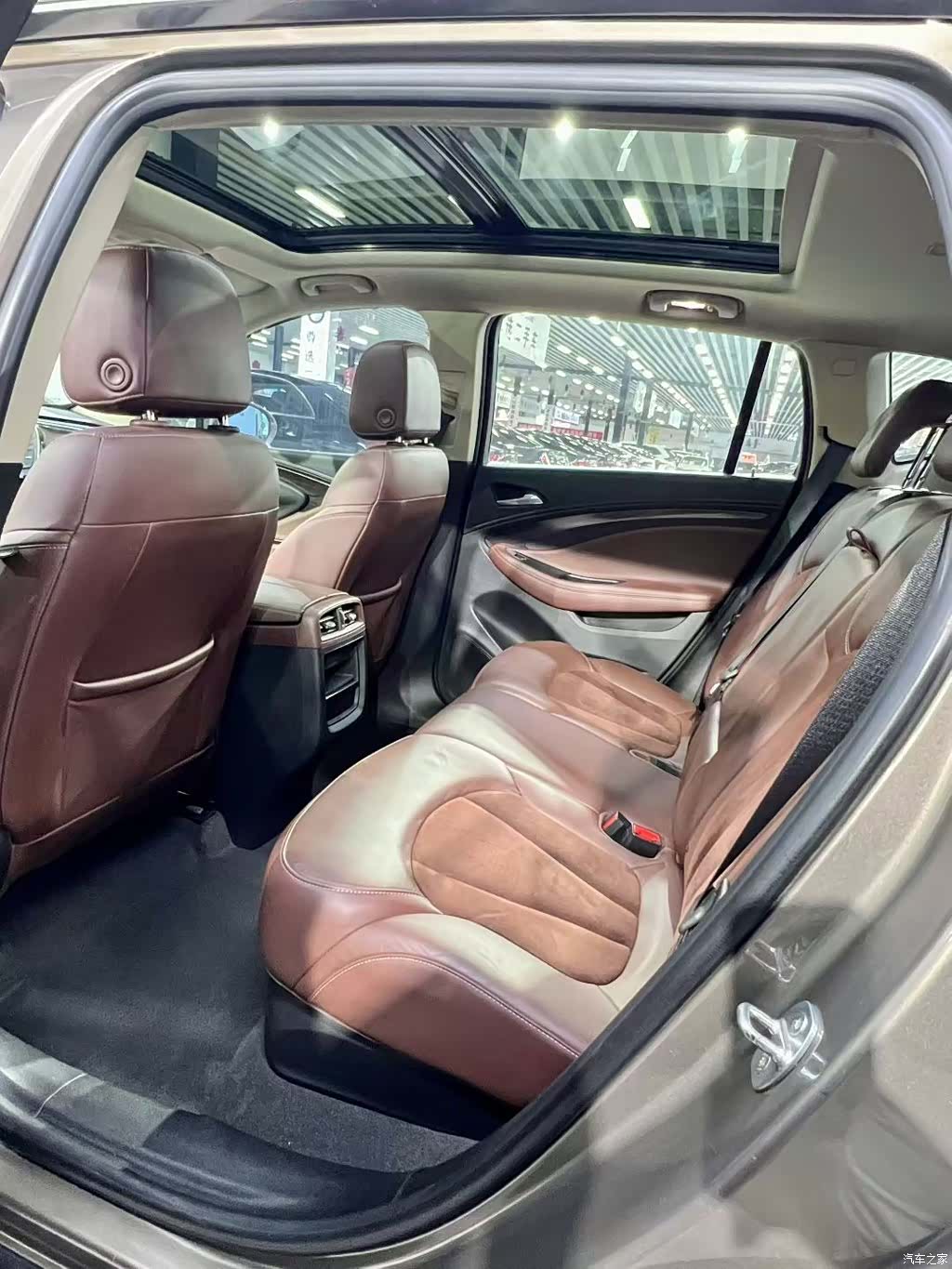 Buick Envision Plus, 2017 16