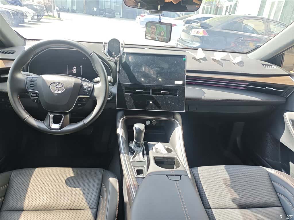 Toyota Avalon, 2025 9
