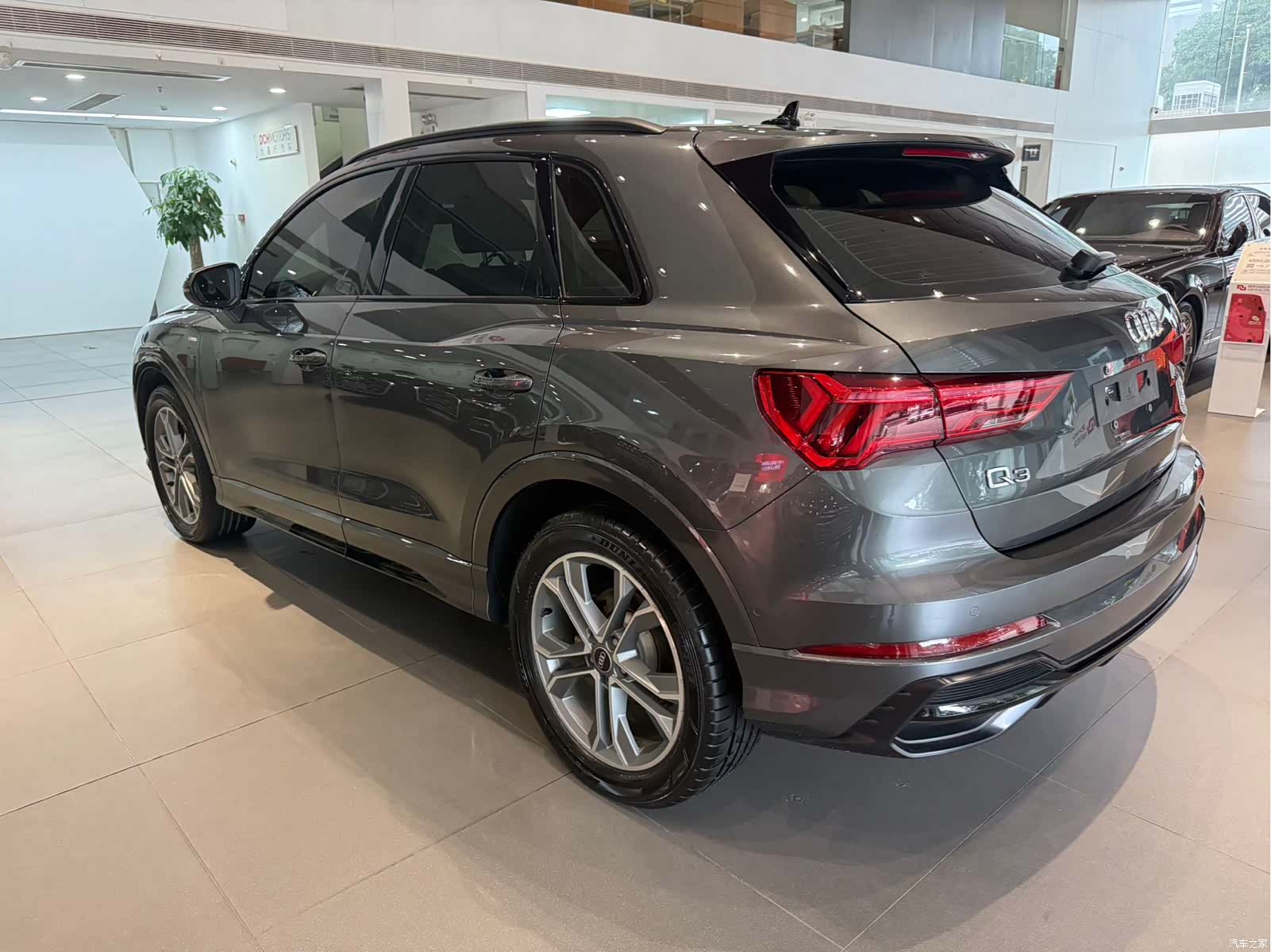Audi Q3, 2023 6