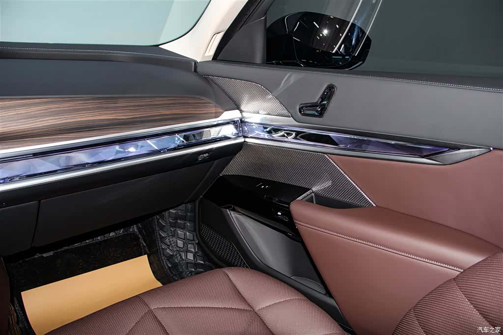 BMW 7 Series, 2026 24