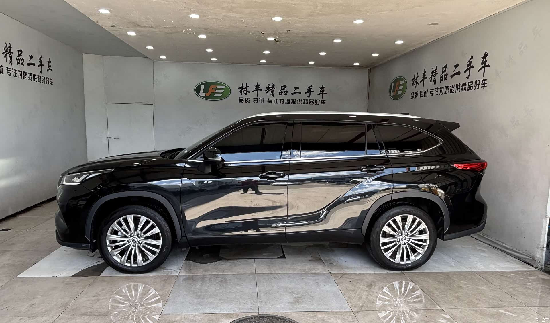 Toyota Highlander, 2024 все фото