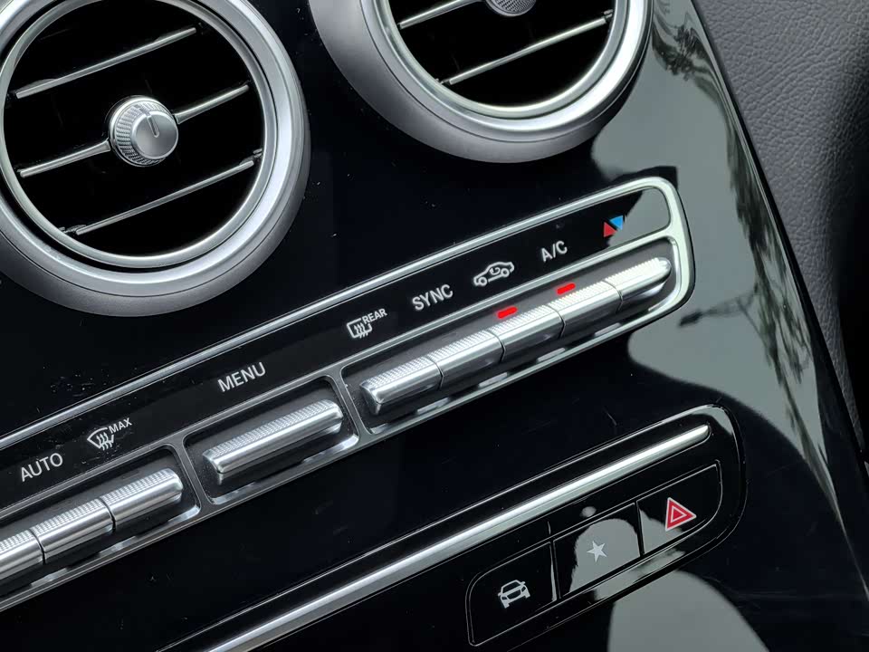 Mercedes-Benz GLC Mercedes-Benz GLC