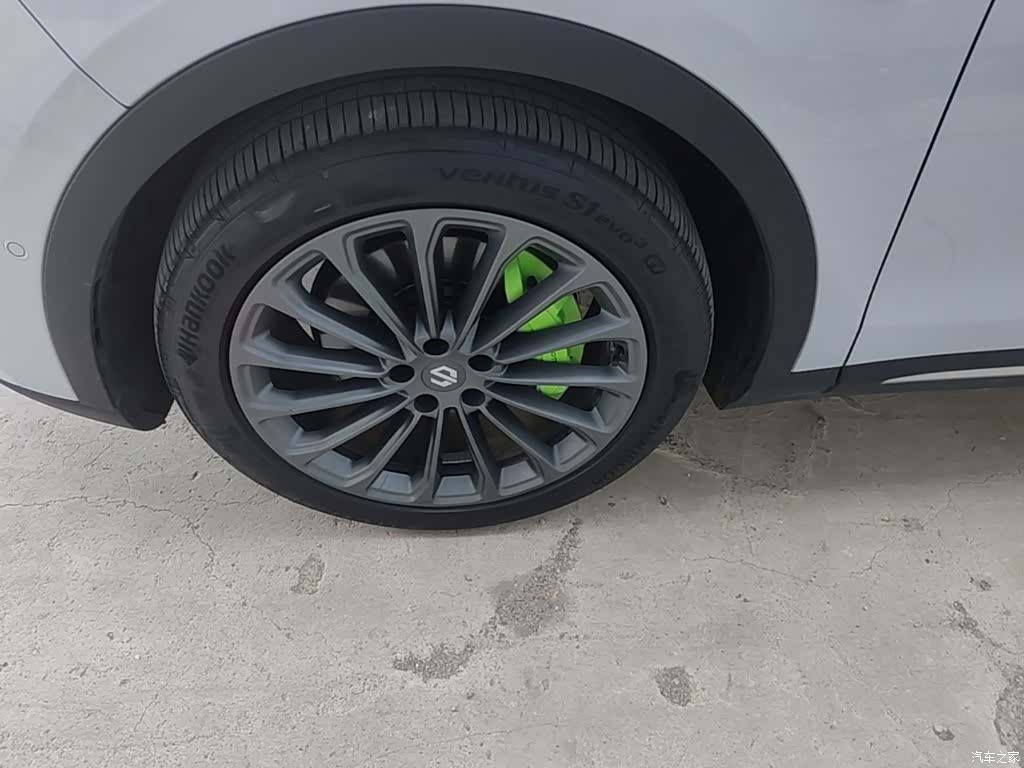 Leapmotor C11, 2025 23