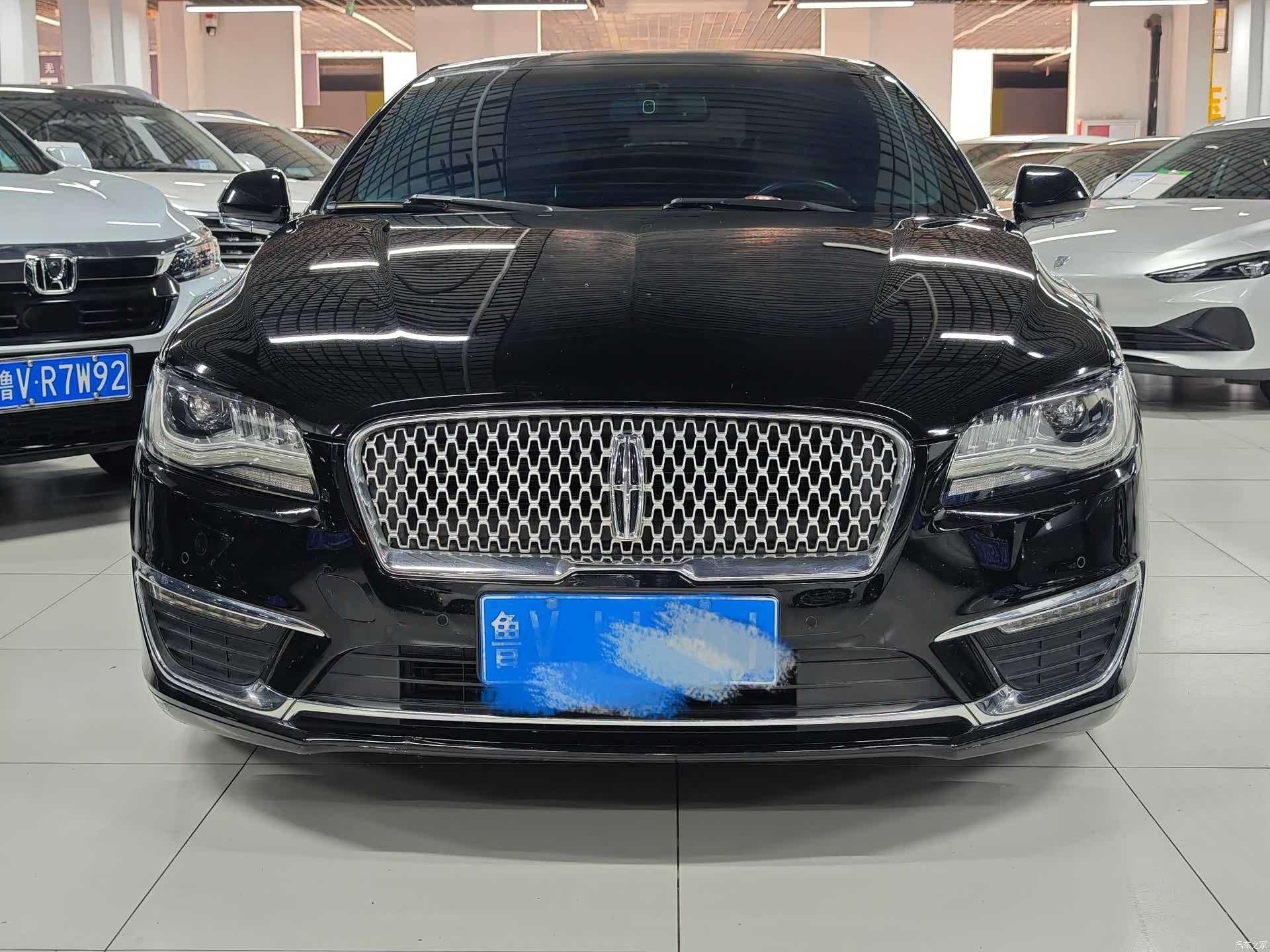 Lincoln MKZ, 2018 2