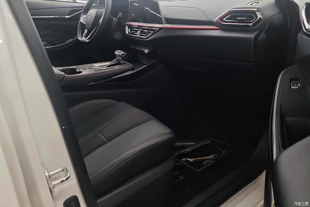 Changan X5, 2022 8