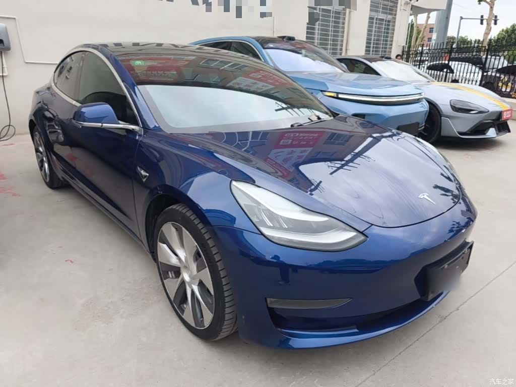 Tesla Model 3, 2019 22