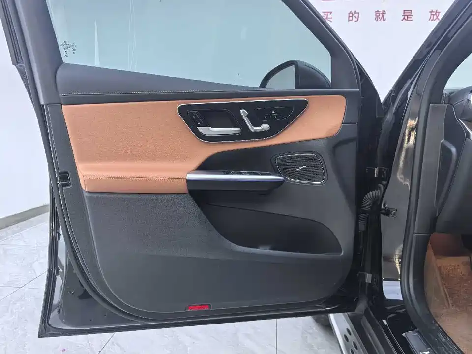 Mercedes-Benz GLC Mercedes-Benz GLC