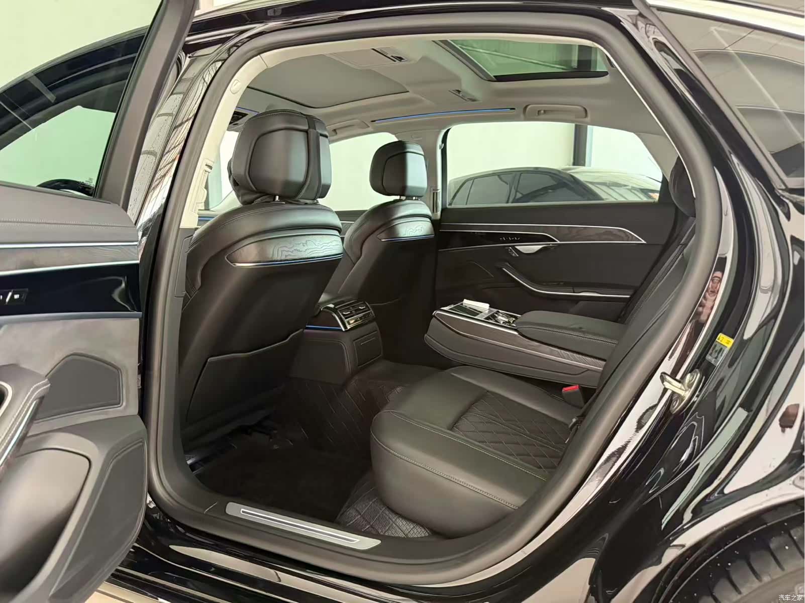 Audi A8L, 2024 8