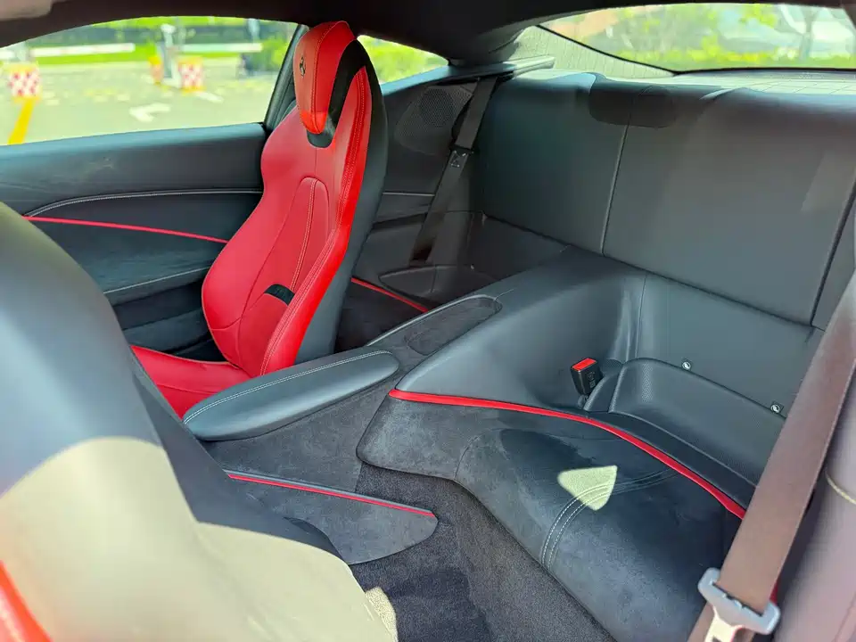 Ferrari Roma