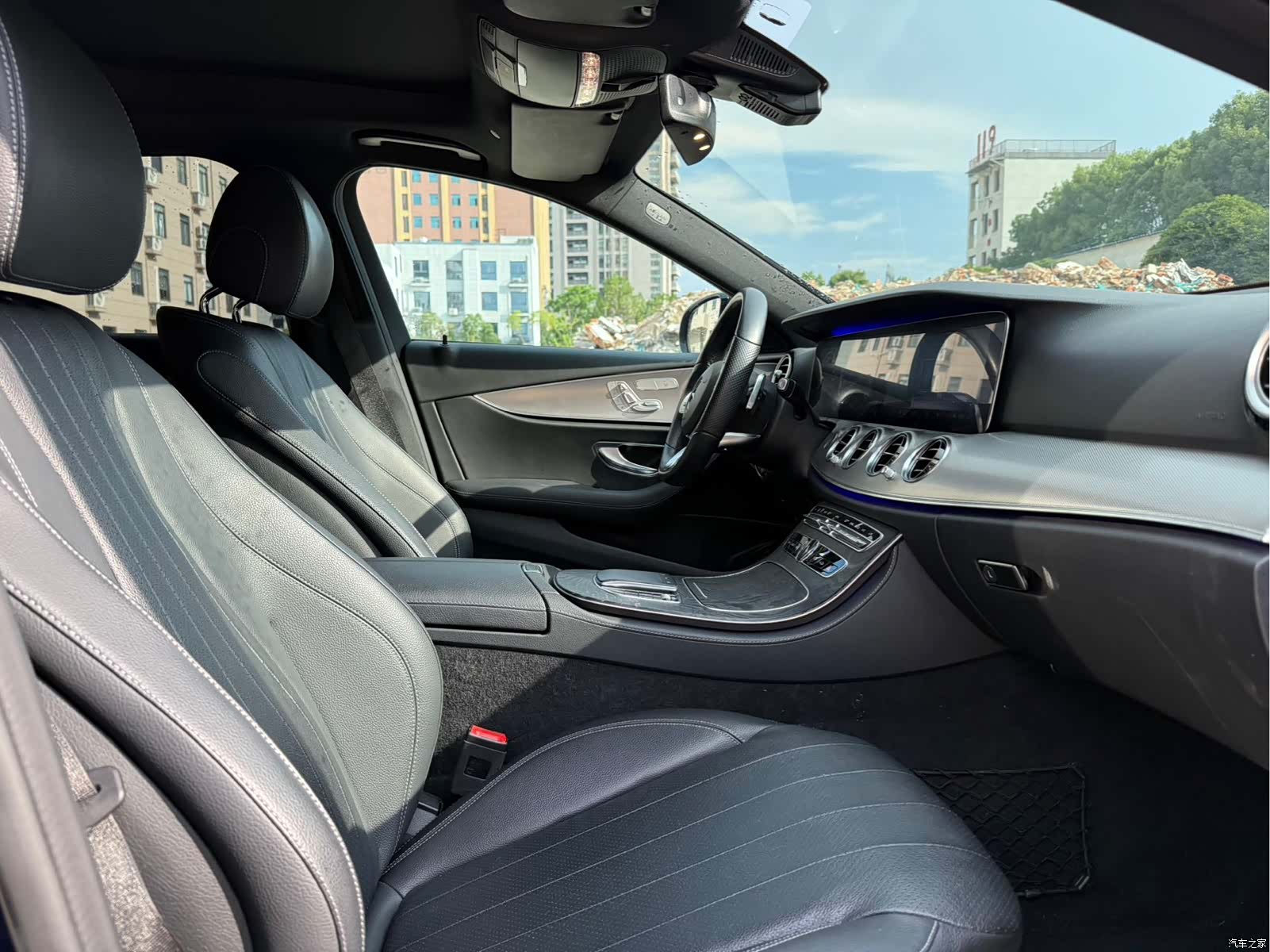 Mercedes-Benz E-Class, 2019 11