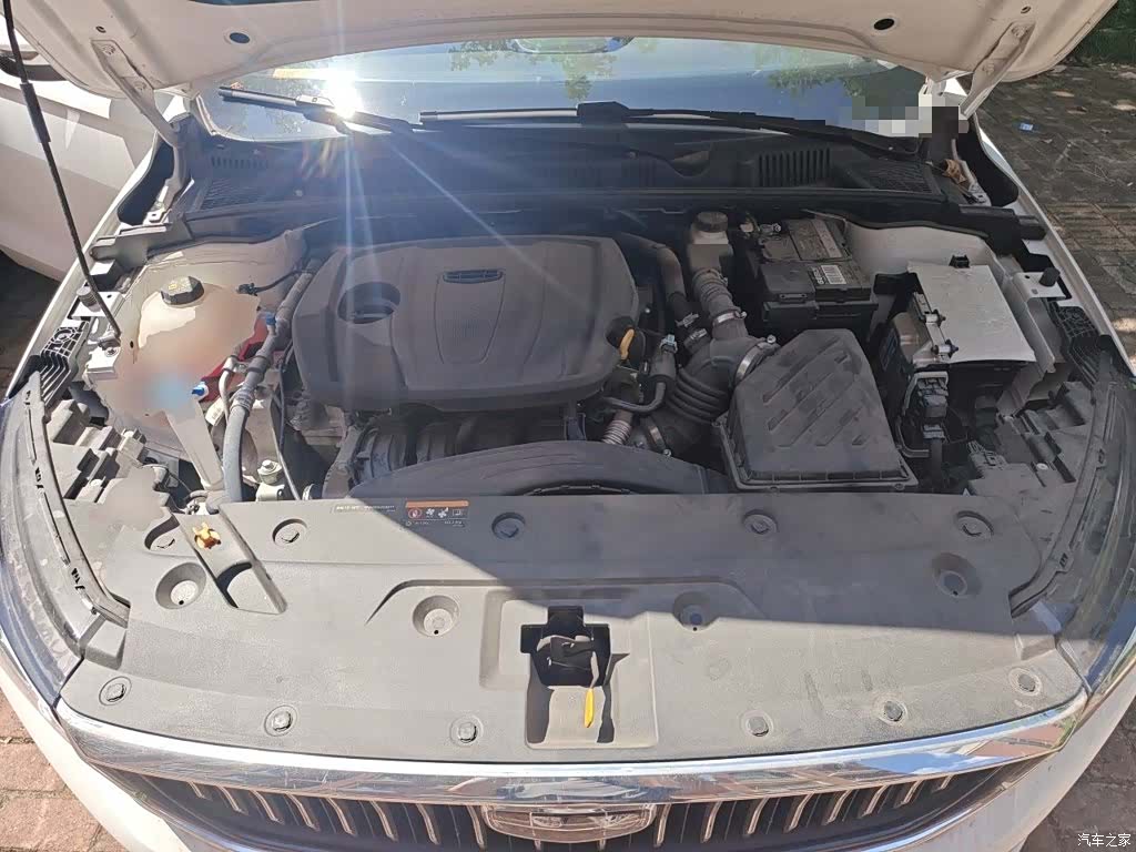 Geely Emgrand, 2023 17