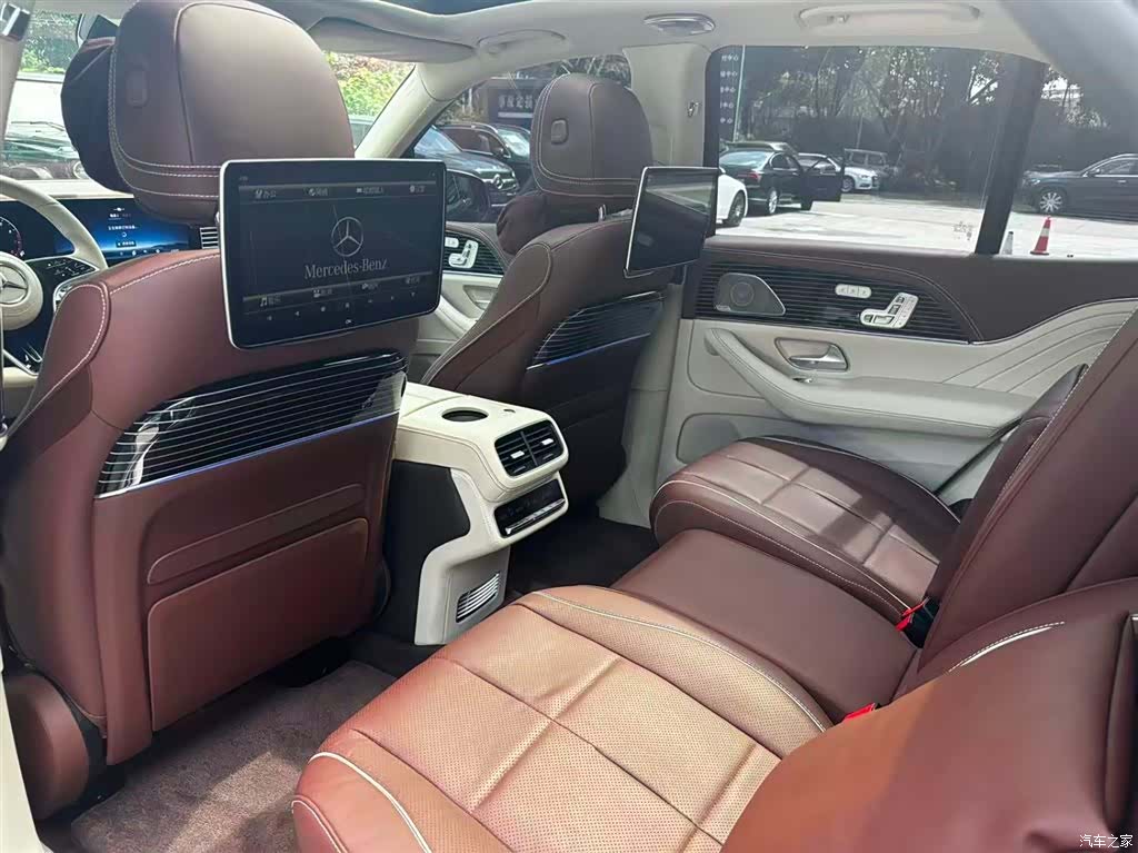 Mercedes-Benz GLE, 2025 19