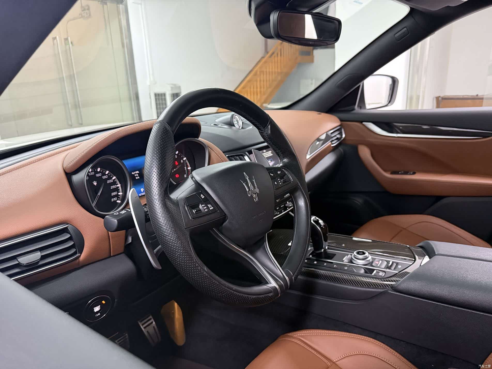 Maserati Levante, 2017 9