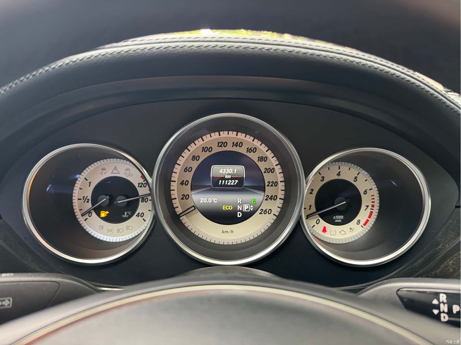 Mercedes-Benz CLS, 2015 10