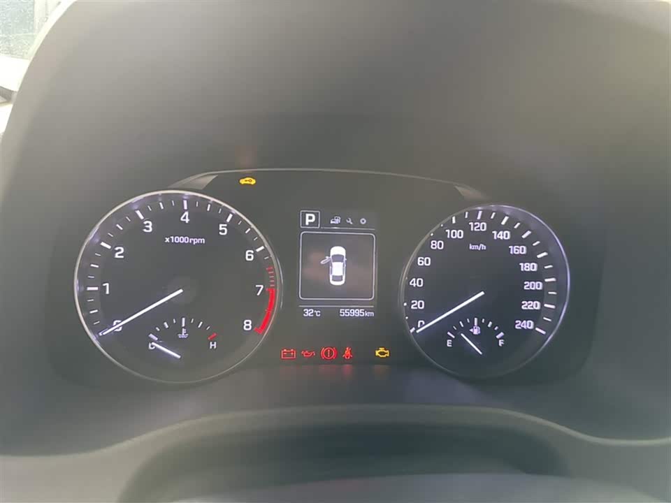 Hyundai Lead