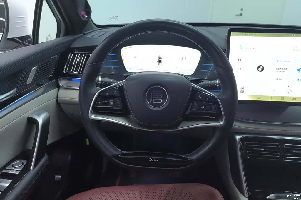 BYD Tang, 2023 15