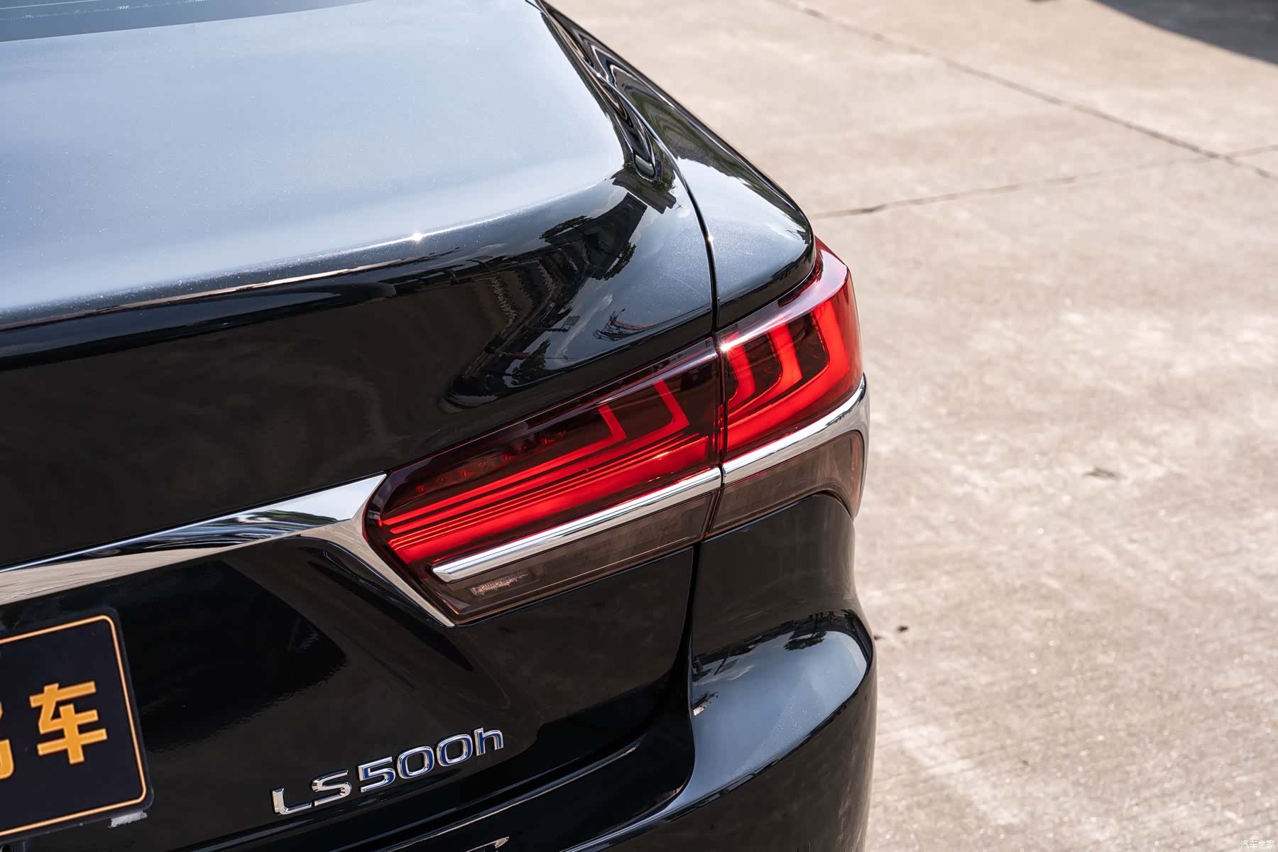 Lexus LS, 2018 7