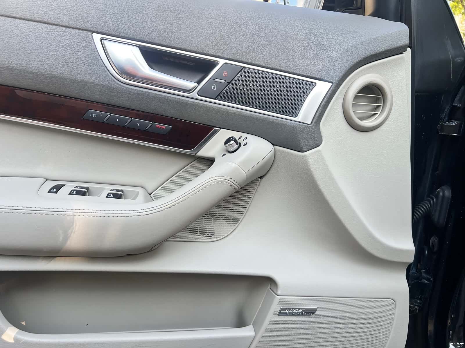 Audi A6L, 2012 18