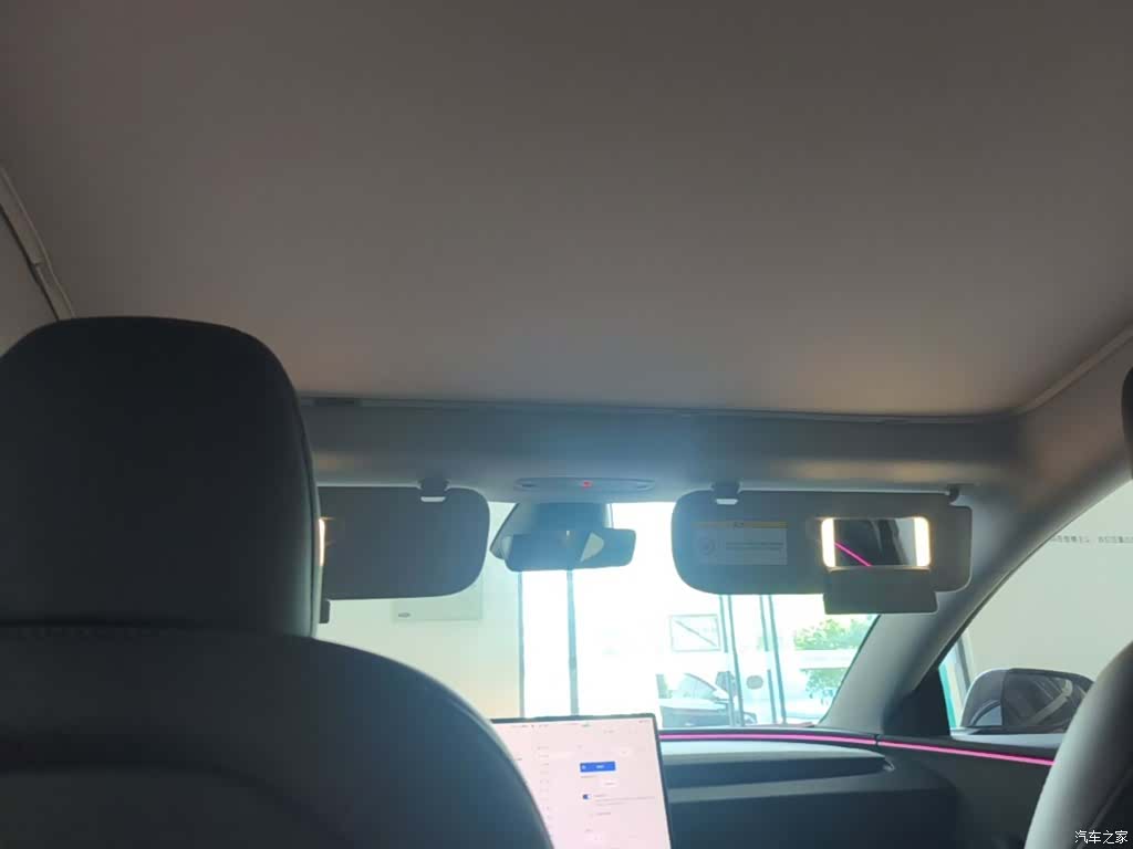 Tesla Model 3, 2024 14