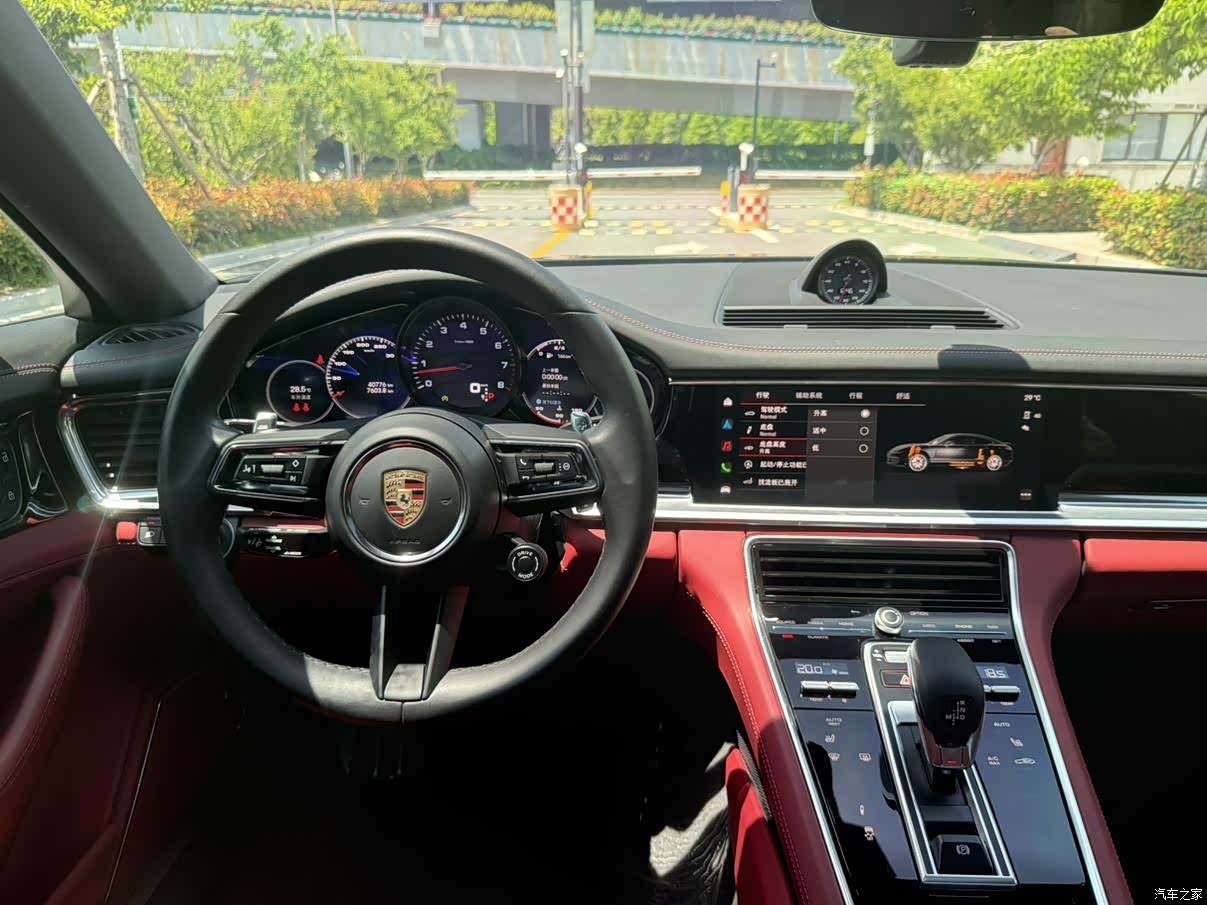 Porsche Panamera, 2023 14
