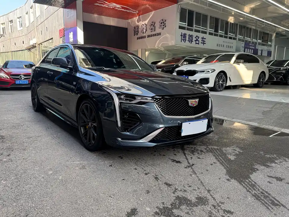Cadillac CT4