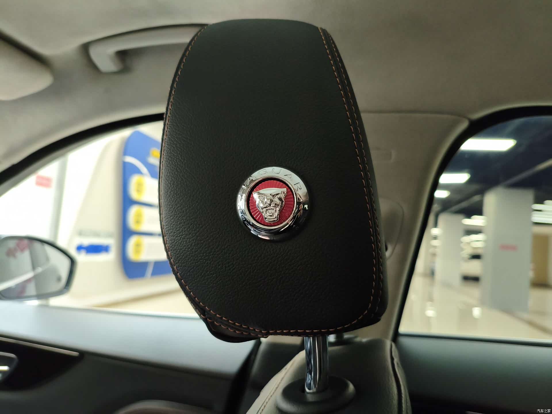 Jaguar F-PACE, 2019 27