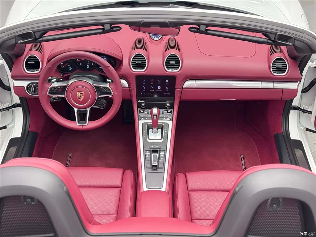 Porsche Boxster, 2026 27
