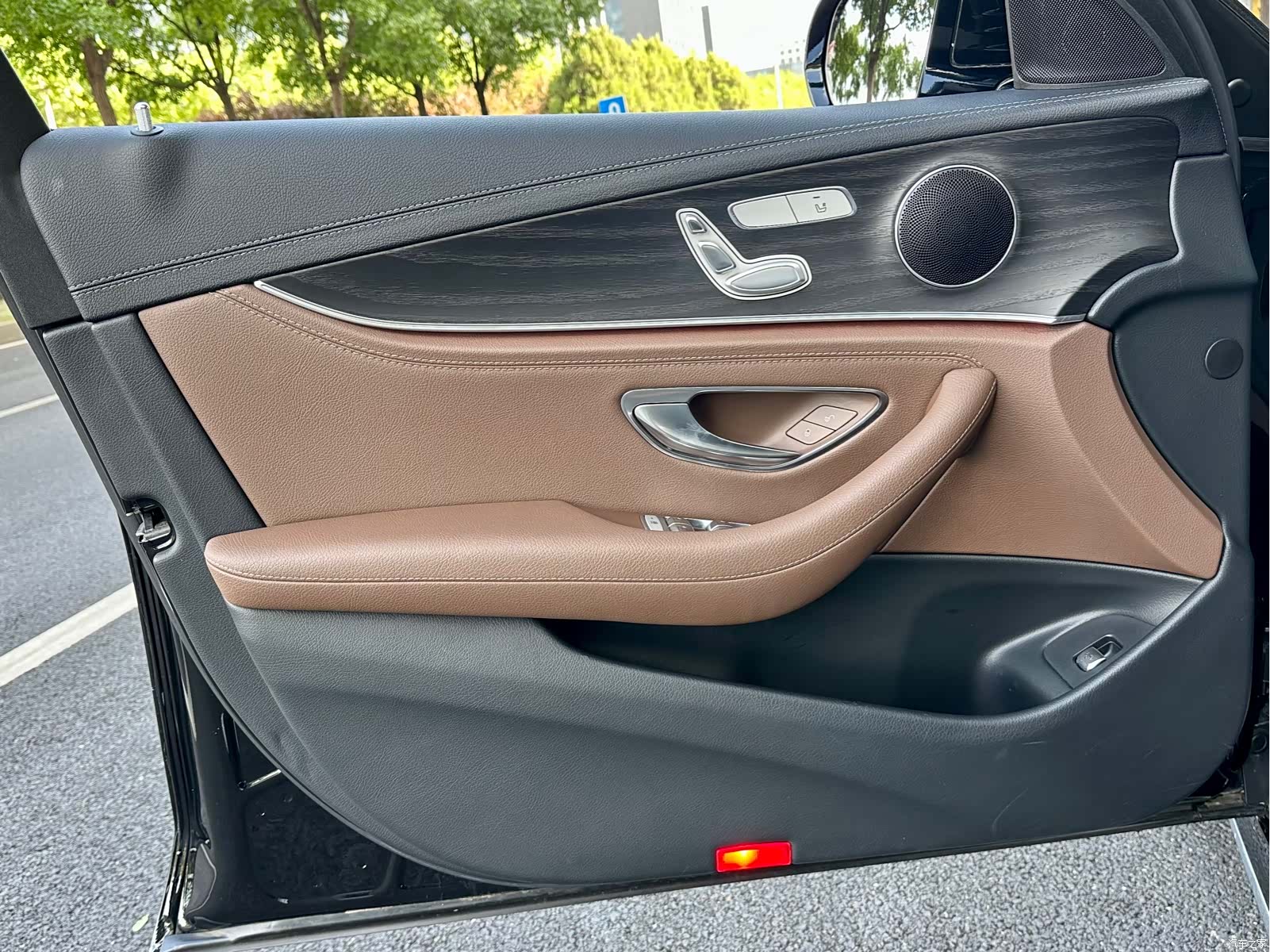 Mercedes-Benz E-Class, 2020 12