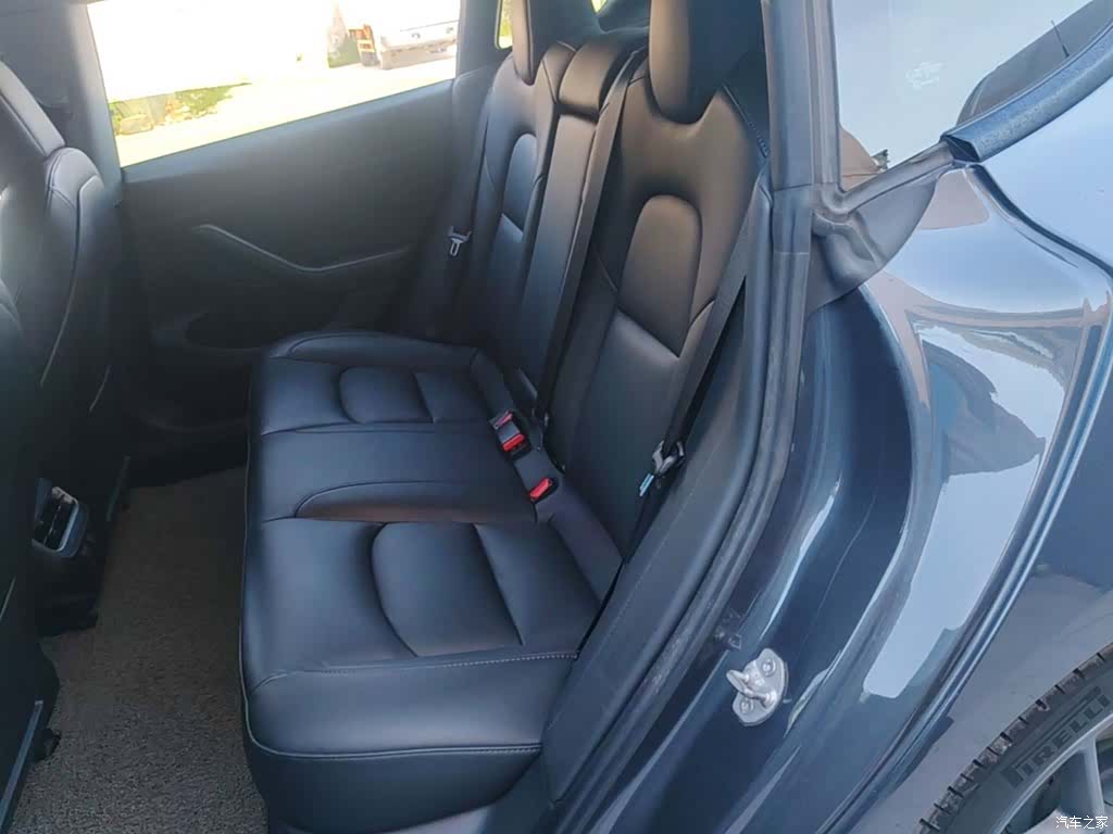Tesla Model 3, 2021 17