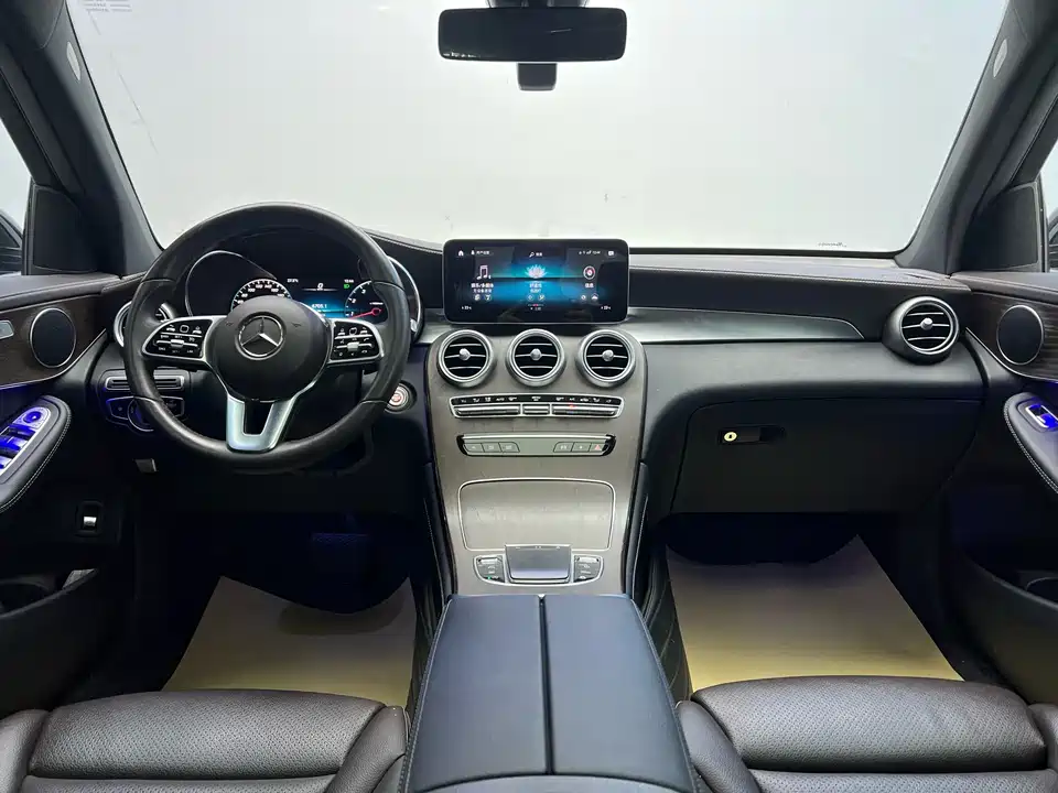 Mercedes-Benz GLC Mercedes-Benz GLC