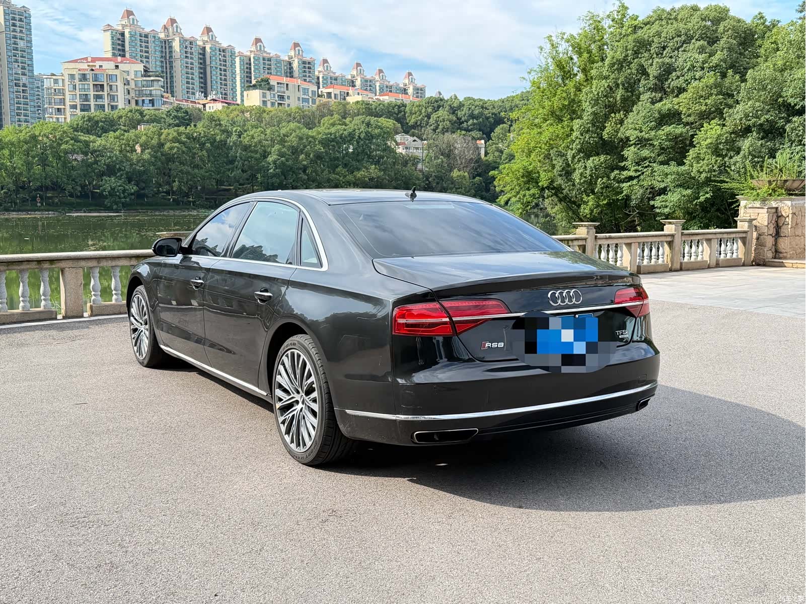 Audi A8L, 2016 6