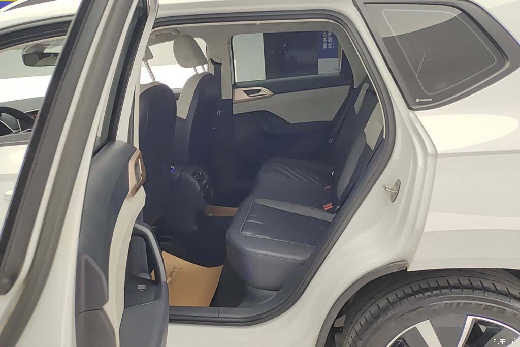 Volkswagen Tharu, 2024 11