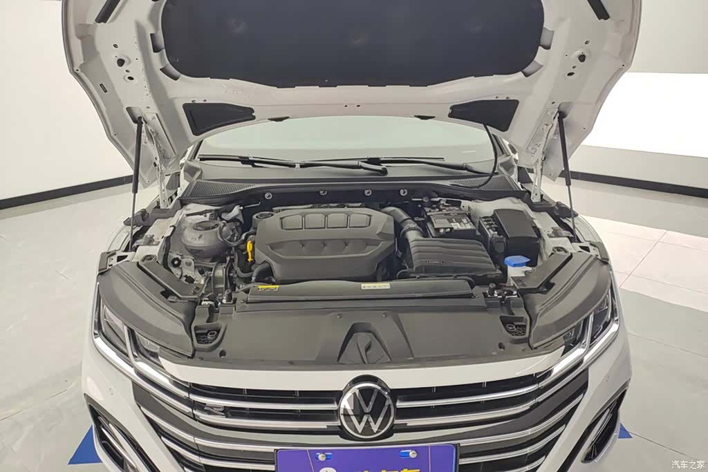 Volkswagen CC, 2026 10