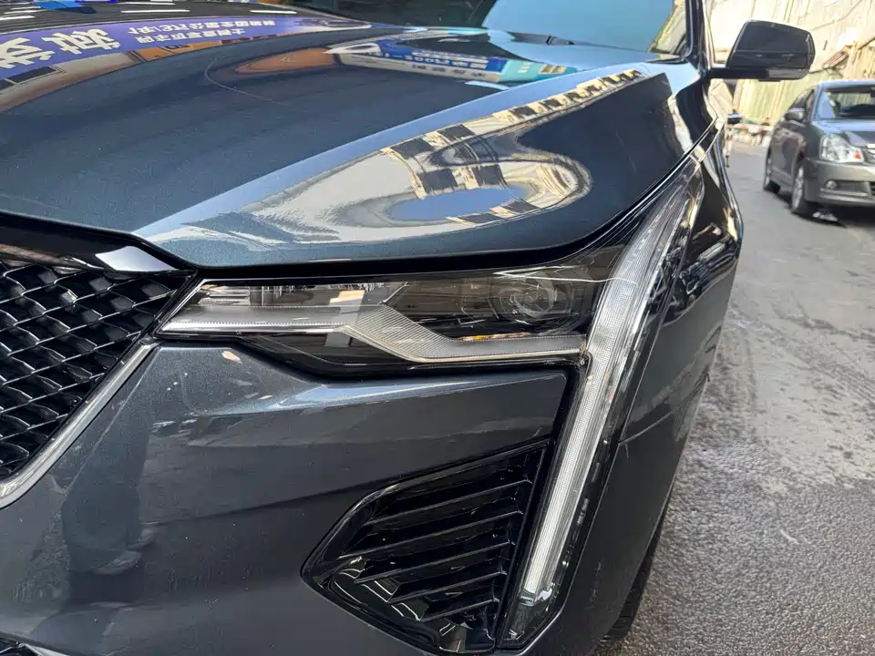 Cadillac CT4